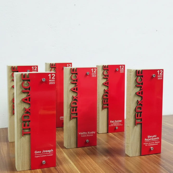 Classic Rectangular Wooden Plaque Memento (250mm x 100mm)